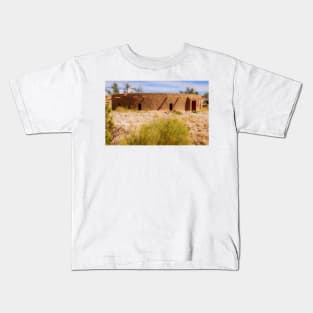 The Great Kiva Aztec Ruins New Mexico Kids T-Shirt